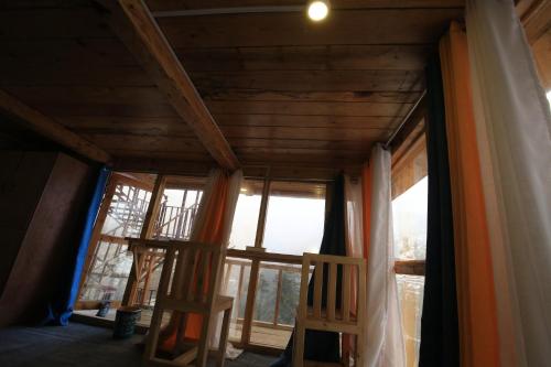 Balkón nebo terasa v ubytování the fika homes gadagusain