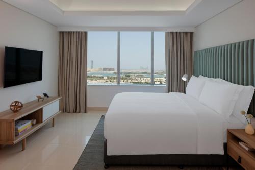 Staybridge Suites Dubai Internet City by IHG Image