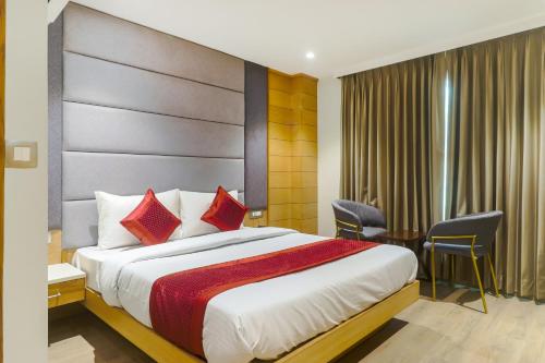 En eller flere senge i et værelse på Hotel Bricks, Karol Bagh, New Delhi
