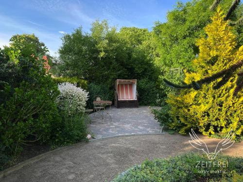 Taman di luar ZEITFREI Urlaubsappartememts & Veranstaltungsort
