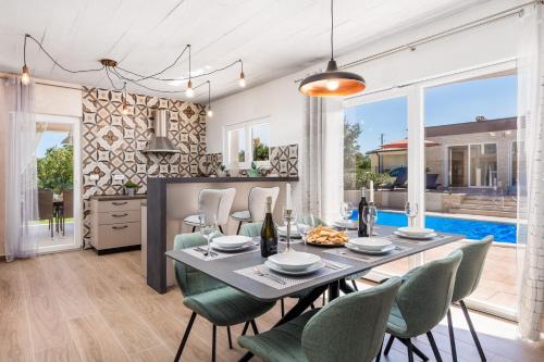 Beautiful Villa Kunj – Photos 2