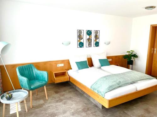 Ένα ή περισσότερα κρεβάτια σε δωμάτιο στο Gasthof Hotel Adler Inneringen