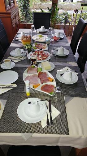 Jídlo v penzionu nebo okolí