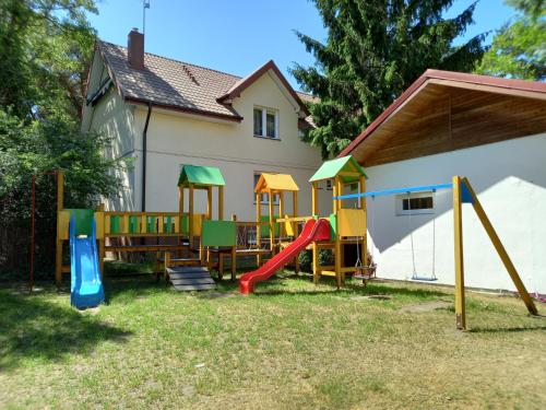a playground in the yard of a house at Bella Rossi in Jastrzębia Góra
