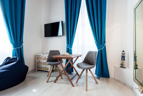 Nautica Room North - Old Town