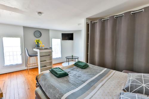 Gallery image of LE DOUILLET #Centre ville #100m des quais in Cognac