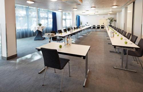 Kawasan bisnes dan/atau bilik persidangan di GHOTEL hotel & living Hannover
