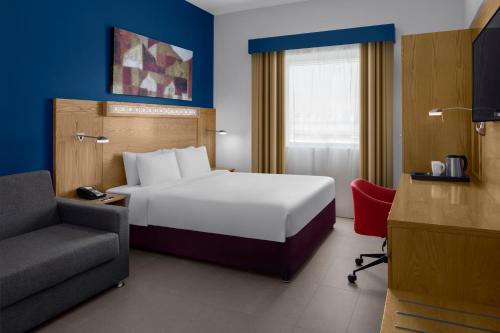 Holiday Inn Express Dubai Airport by IHG Image