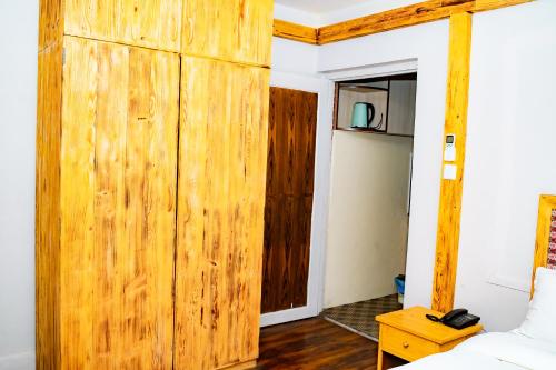 TV a/nebo společenská místnost v ubytování Silu Homes by Hostmandu