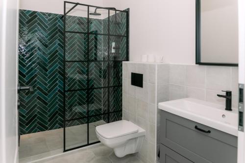A bathroom at B15-Blue Lagoon
