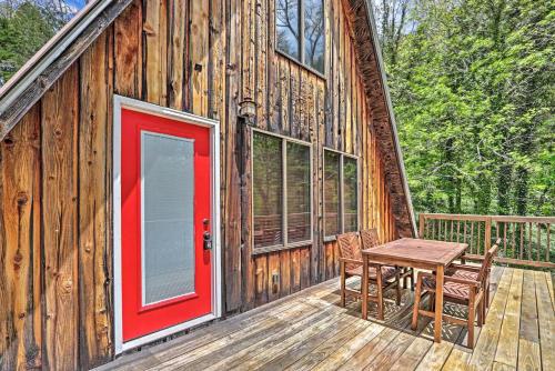 Beautiful A-Frame Cabin with Smoky Mtn Views! cabin