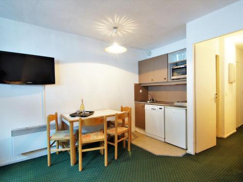 Apartment Le Grépon-1 by Interhome