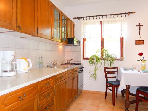 Apartment Vera-2 by Interhome