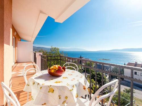 Apartment Valentina-2 by Interhome