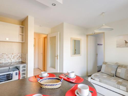 Apartment Port d'Attache-3 by Interhome