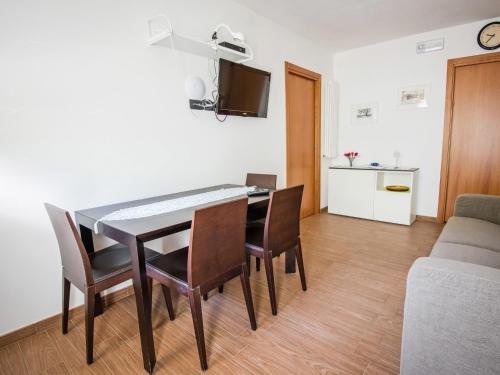 Kuchyň nebo kuchyňský kout v ubytování Apartment Sergio by Interhome
