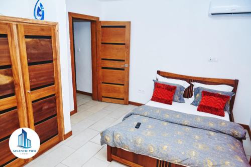Atlantic View Apartmentsにあるベッド