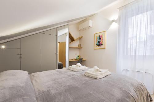 Ciancaleoni Duplex Casa dell'Artista - Monti