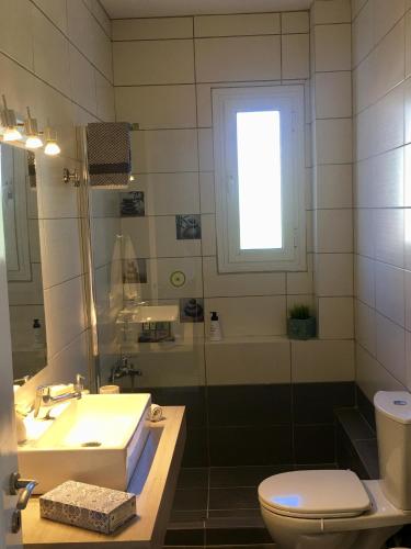 Ένα μπάνιο στο Filippos Apartments