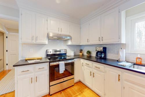 Dapur atau dapur kecil di Just Beachy