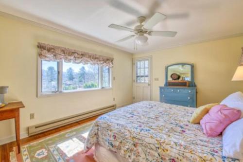 Katil atau katil-katil dalam bilik di Littleton House