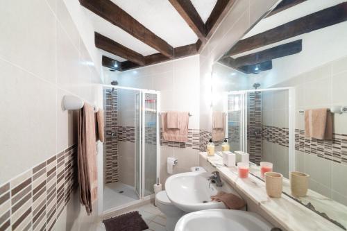 Phòng tắm tại Casa au Lilas Rosa