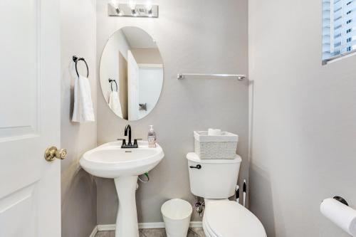 Gallery image of Palm Paradise in Avondale