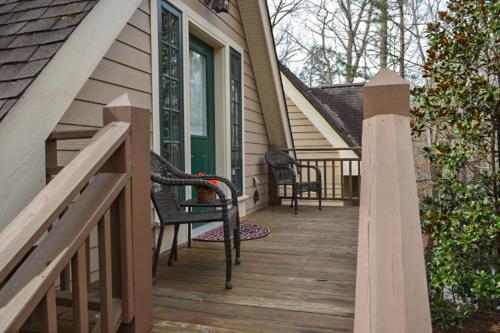 Imagen de la galería de Green Gables Getaway, en Lake Junaluska