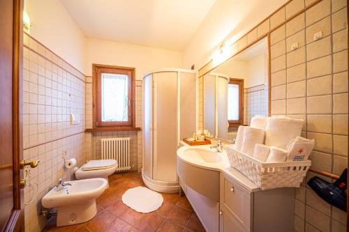 Kylpyhuone majoituspaikassa B&B il Bughetto