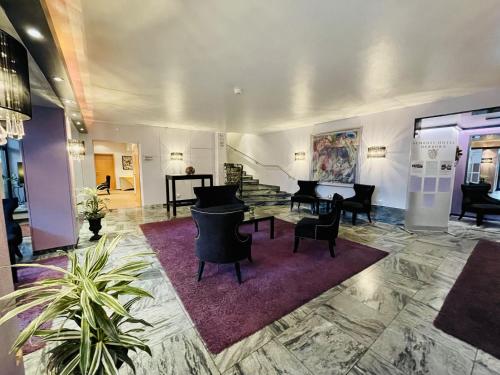 Schloss Hotel Herborn – Ritratti 3