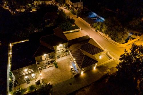 Khu vực xung quanh gần nhà nghỉ dưỡng