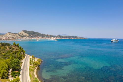 Gallery image of Venetico Beachfront Apartments & Suites - Sea View Suite in Argasi