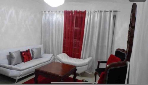 Гостиная зона в 5 Dominican Rep Unique- New- Huge- Modern 2 bedrooms Apt- Inverter and electrical Transformer if the light go off GREAT LOVELY COZY ESPECIALLY 4 YOU!!