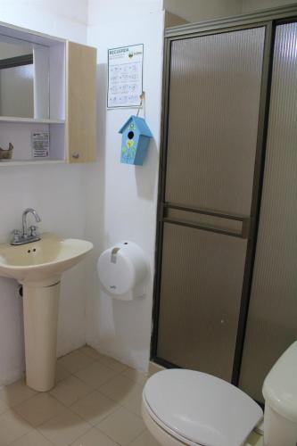 Ein Badezimmer in der Unterkunft Finca La Colmena De Don Juaco