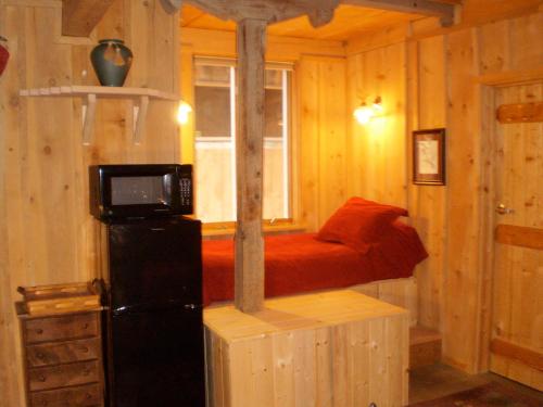 Silver River Adobe Inn Bed and Breakfast – Photos 3