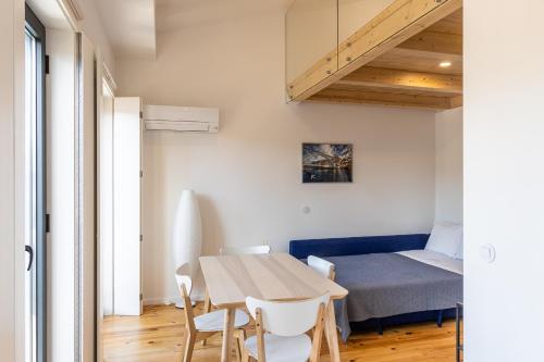 Alvaro's Charming Loft | AC