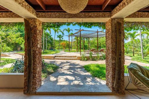 Jardin de l'établissement Tombo House