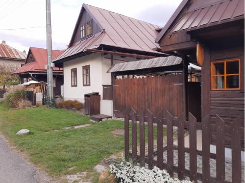 Budova, v ktorej sa dovolenkový dom nachádza