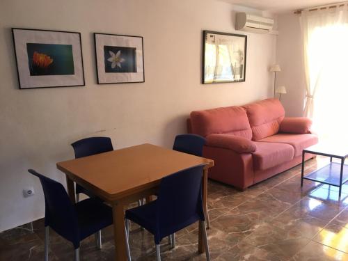 Χώρος καθιστικού στο Xaloc Solo Familias Serviplaya