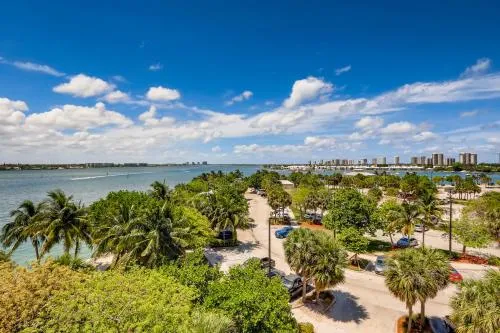 Singer Island Inn/ Deluxe Studio in West Palm Beach