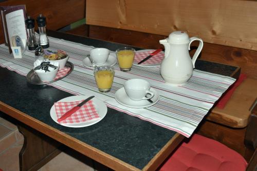 Nápoje v ubytování Gästehaus - Boardinghouse Magnetsried