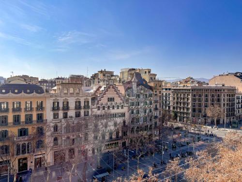 Passeig de Gràcia by Enjoybcn