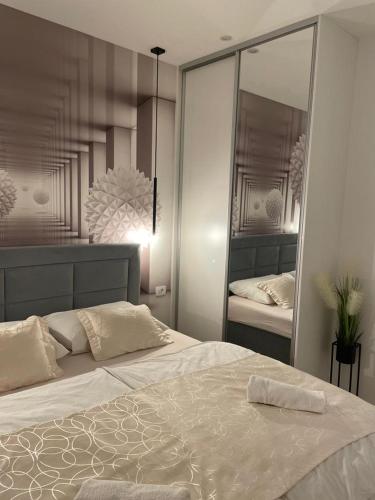 Gallery image of Holiday Apartments & Rooms in Split