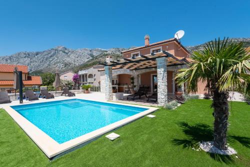 Villa Aria