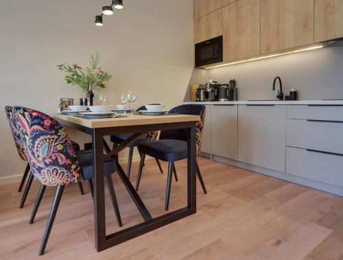 Dapur atau dapur kecil di Trevilles Apartamenty - Stone Hill z basenem i SPA