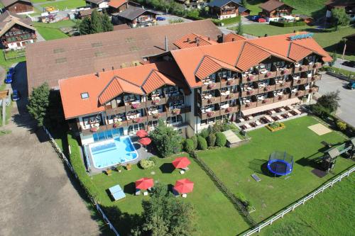 Bassein majutusasutuses Hotel Simmenhof või selle lähedal