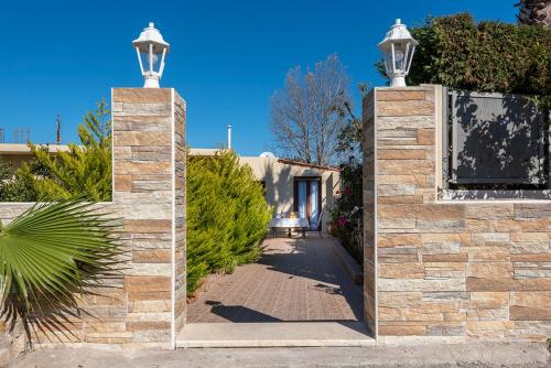 Φωτογραφία από το άλμπουμ του Maria’s home with Terrace, close to the Beach στην Κω Πόλη
