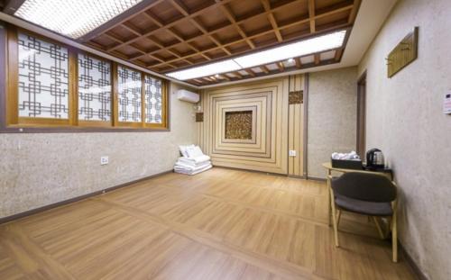 Naktsmītnes Jeonju Hanok Hotel Kung telpu plāns