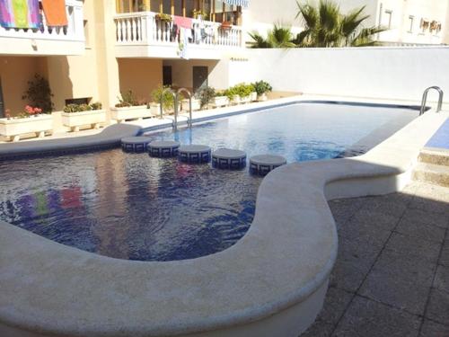 a 1 MINUTO DE LA PLAYA DEL CAMPELLO