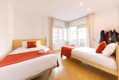Gallery image of Bravissimo El Lleó, bright 4-bedroom apartment in Girona